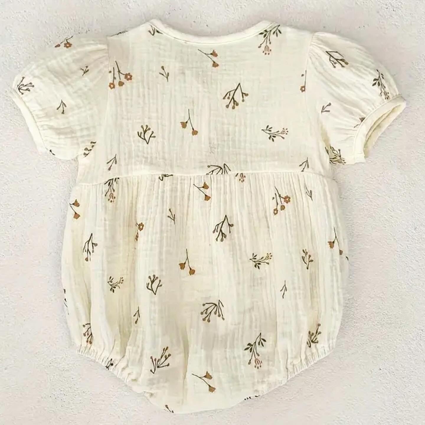 Body muslin - cvetni dezen